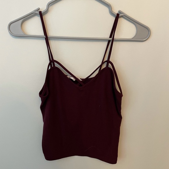 Burgundy tank top - Picture 1 of 2